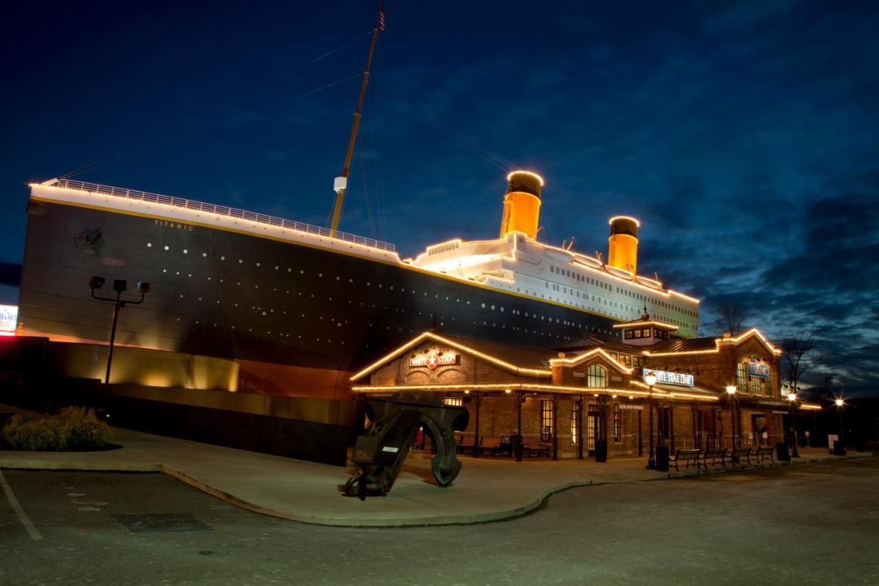 Magical Moments, Hot Tub, Wifi, 1089 Free Tickets Each Paid Day, Dollywood And More Gatlinburg Ngoại thất bức ảnh