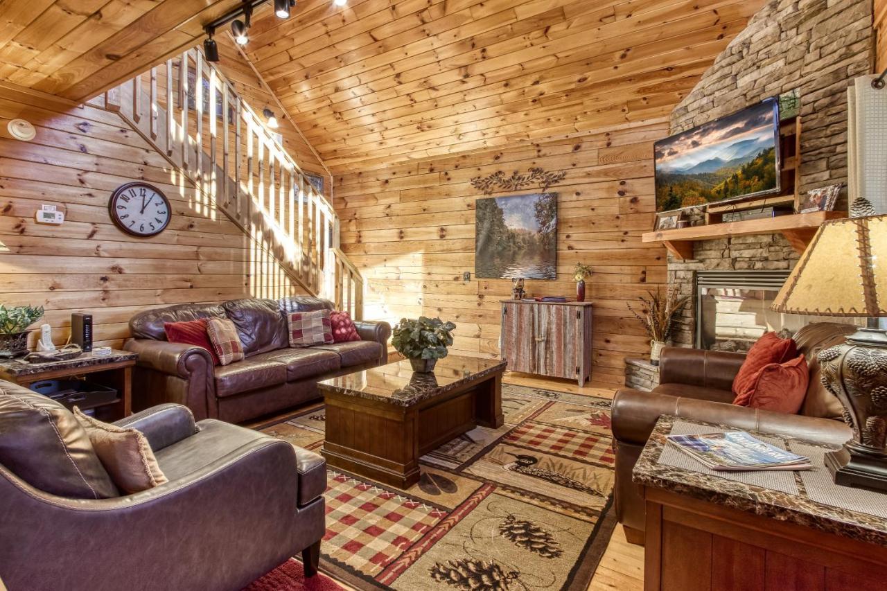 Magical Moments, Hot Tub, Wifi, 1089 Free Tickets Each Paid Day, Dollywood And More Gatlinburg Ngoại thất bức ảnh