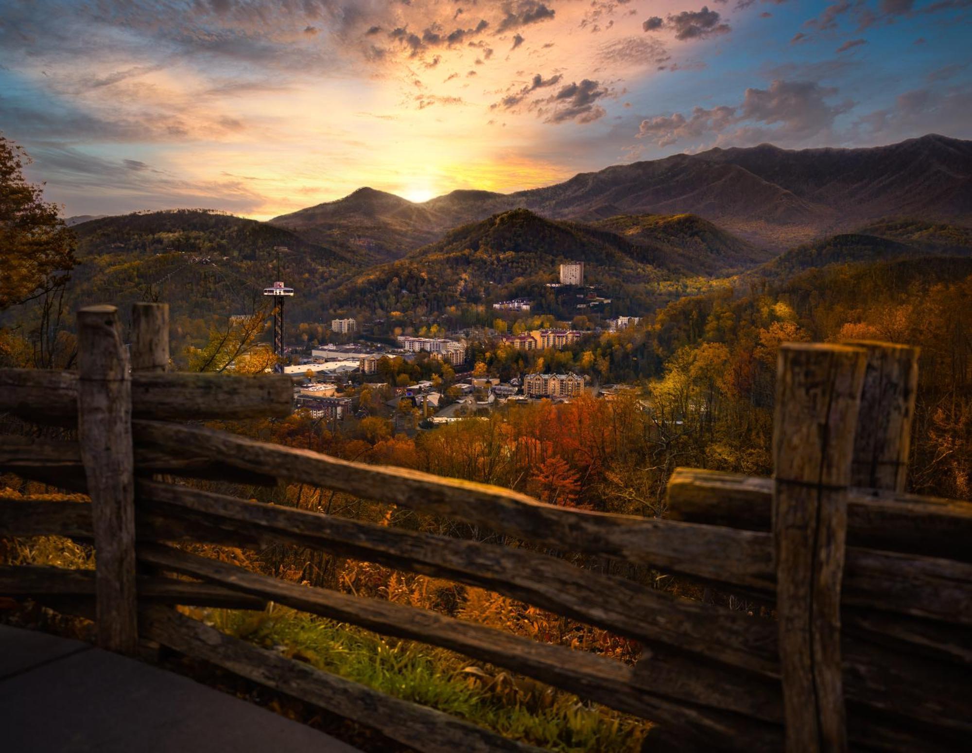 Magical Moments, Hot Tub, Wifi, 1089 Free Tickets Each Paid Day, Dollywood And More Gatlinburg Ngoại thất bức ảnh